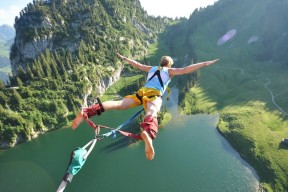 乐鱼体育登录-国足球队赛程安排影响，国足比赛状况