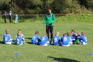 乐鱼体育iOS版-冠军球队教练团队荣获市级表彰，肯定贡献，冠军教练得多少钱